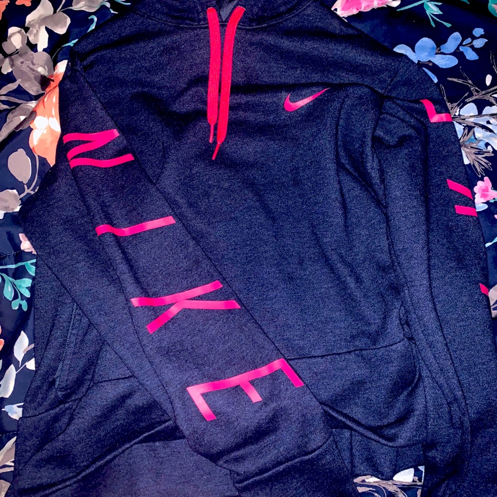 NIKE HOODIE